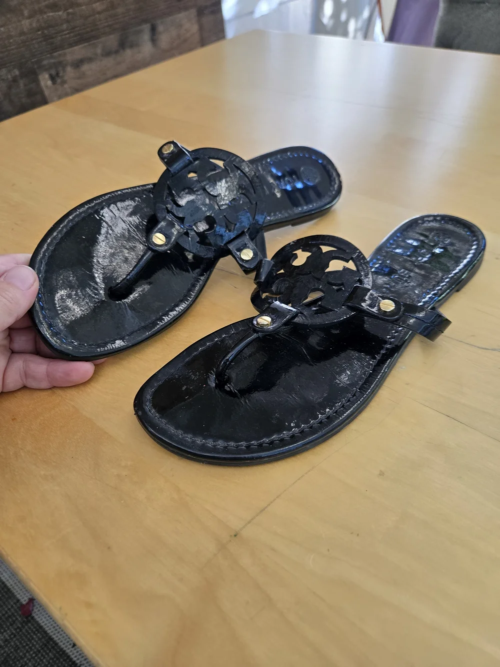 TORY BURCH MILLER SANDAL FLIP FLOP PATENT LEATHER BLACK SIZE 9